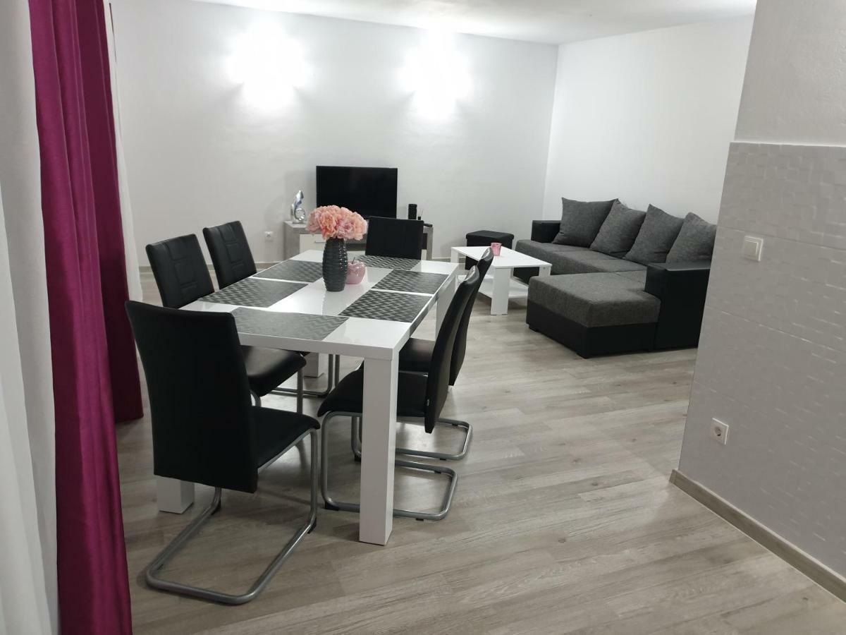 Apartman Luma Baška Voda Exteriör bild