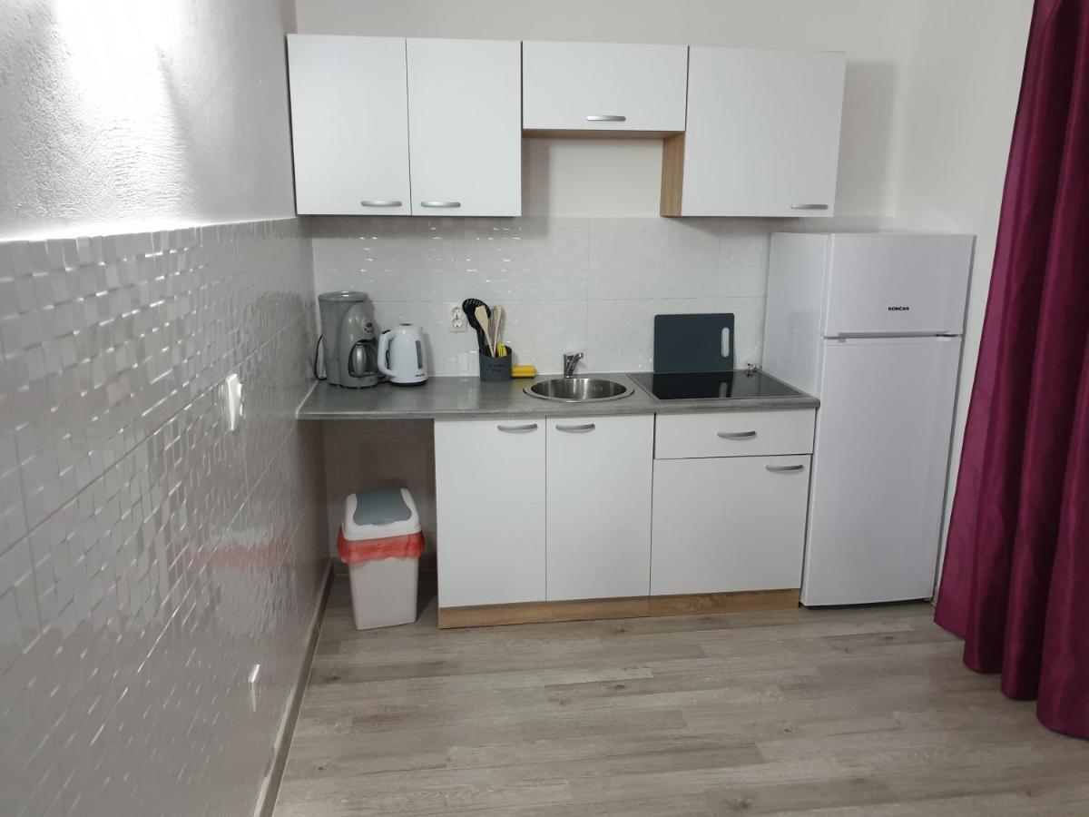 Apartman Luma Baška Voda Exteriör bild